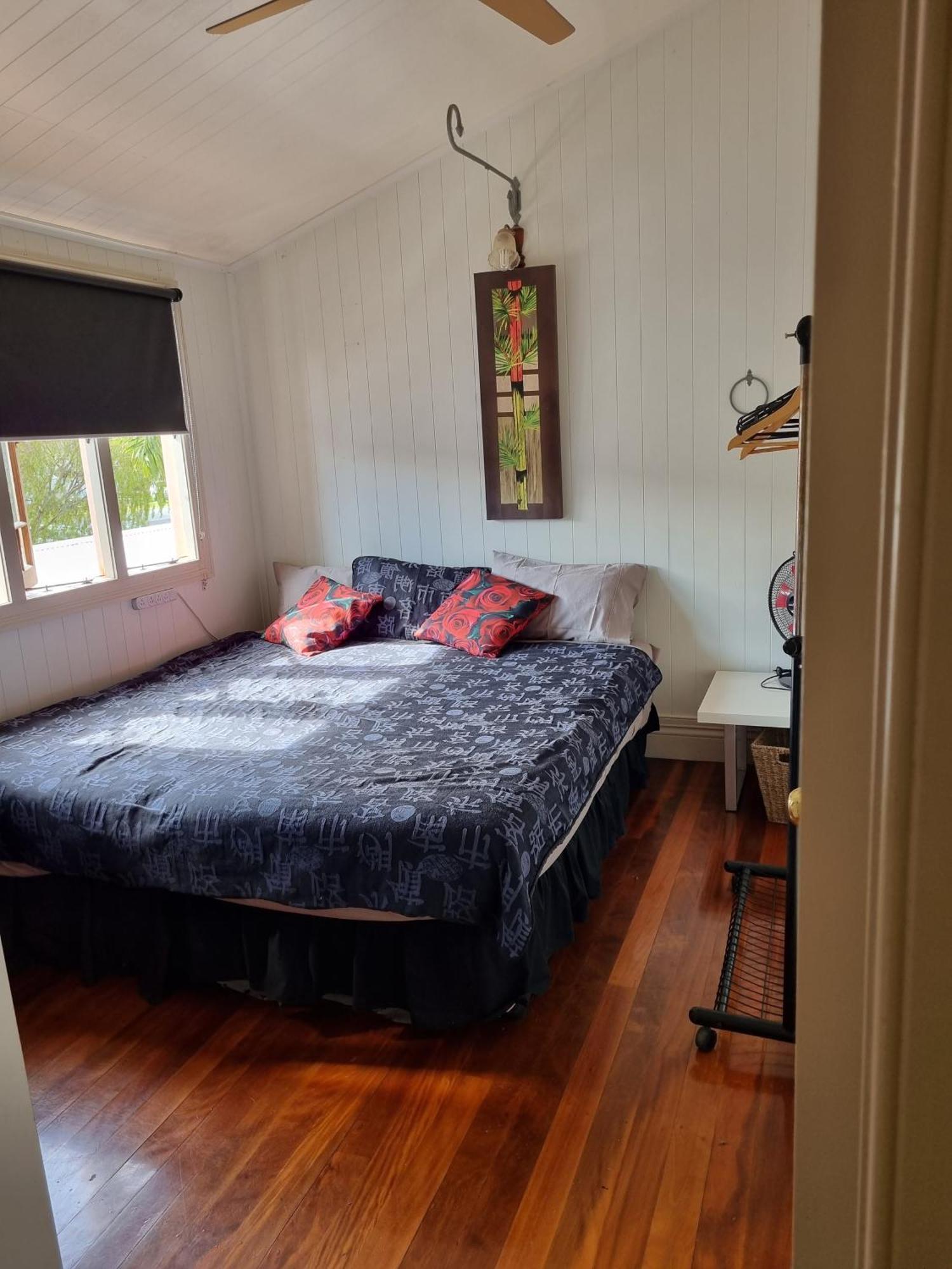 Homestay At Julie'S Кернс Екстер'єр фото