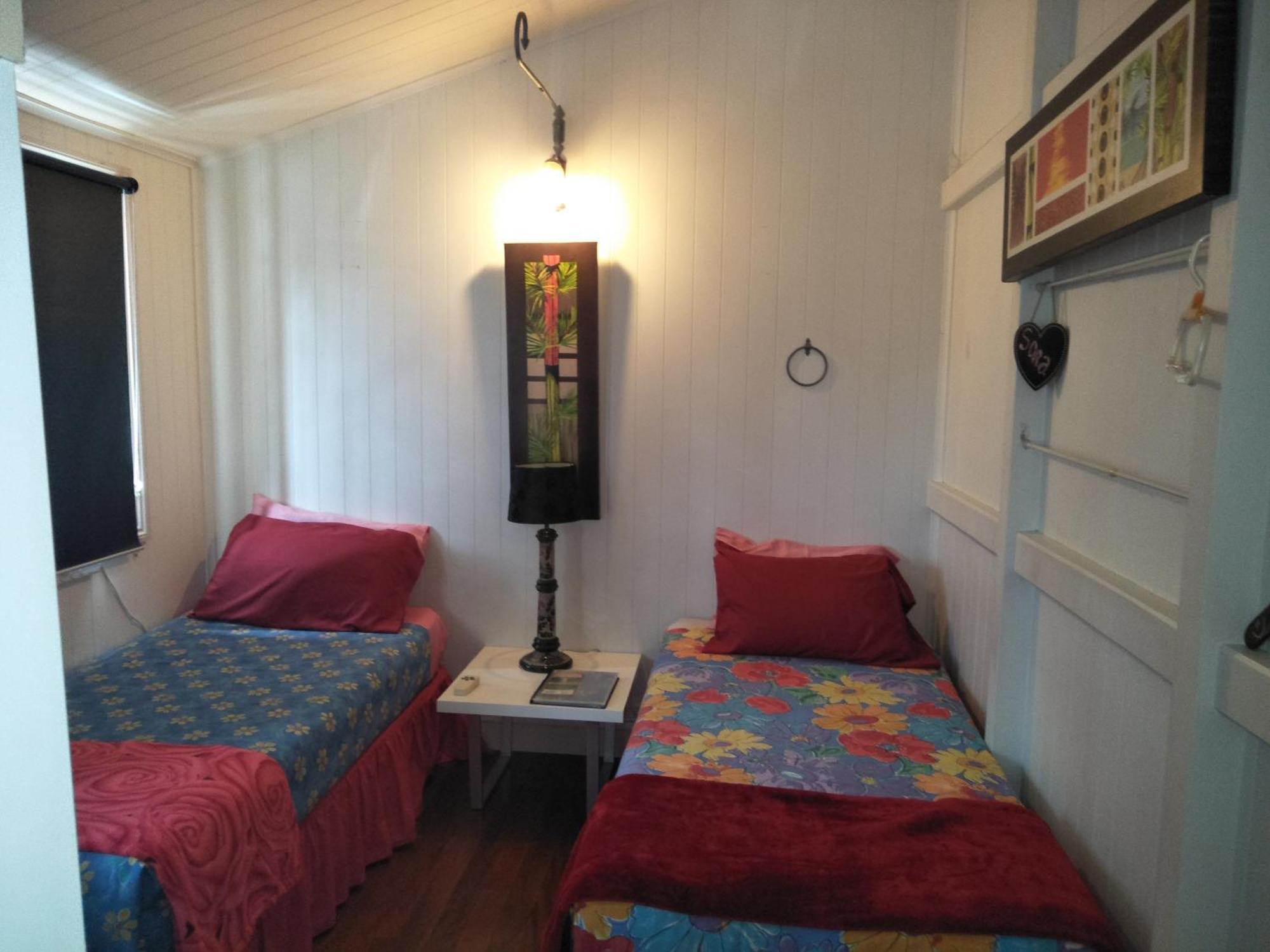 Homestay At Julie'S Кернс Екстер'єр фото